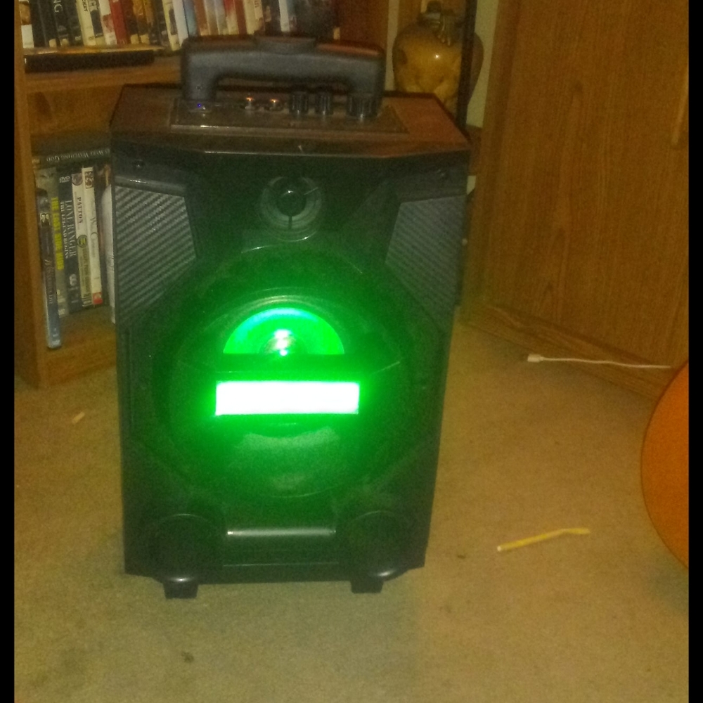 50 watt portable party speaker